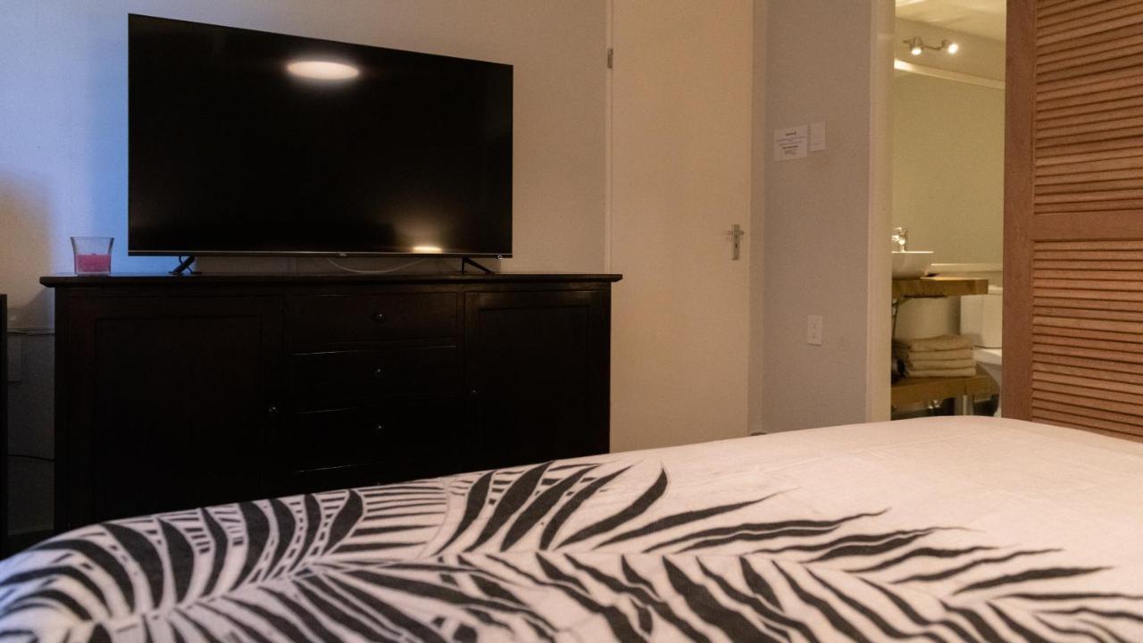 Casa Arte- Exclusive Apartment With Internet And Pool Santa Catharina Bagian luar foto